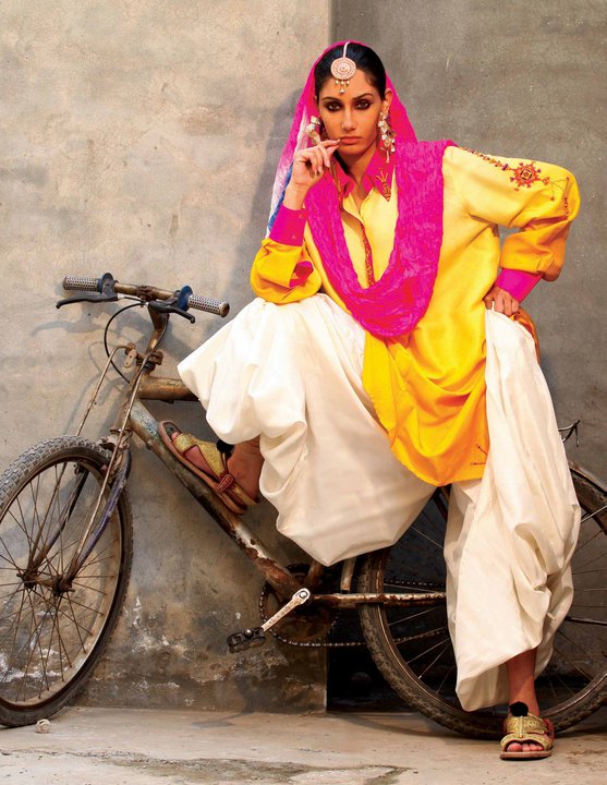 Ather Sabeen Traditional Collection6
