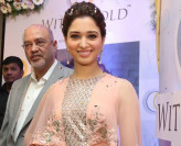 Tamanna Bhatia White and Gold Store Opening in Ridhi Mehra(5)