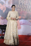 Sonam Kapoor And Salman Khan At Prem Ratan Dhan Payo Trailer Launch - Sonam Kapoor White Dress 2